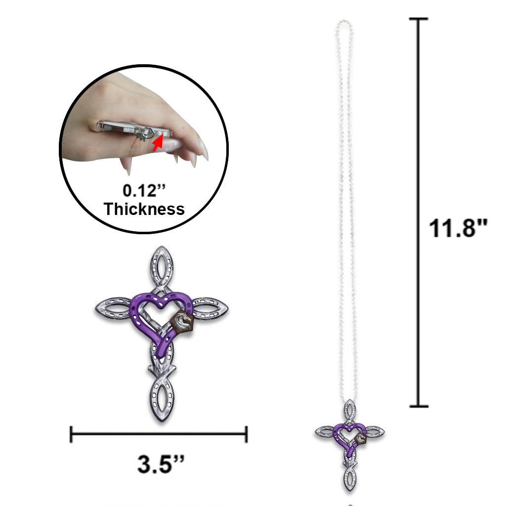 Rustikales Hufeisenkreuz – Personalisierter Pferdeanhänger fürs Auto