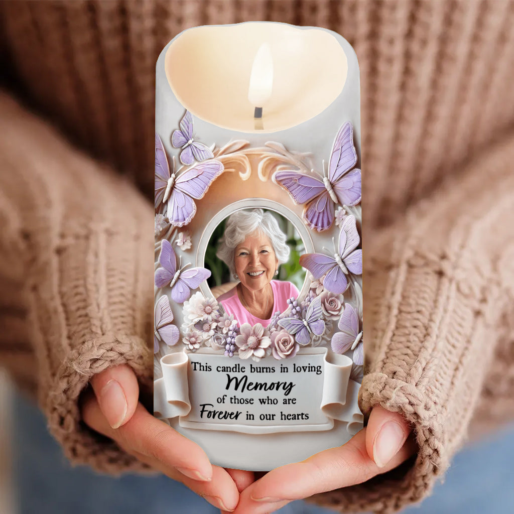 Diese Kerze brennt in liebevoller Erinnerung – personalisierte, flammenlose Gedenkkerze
