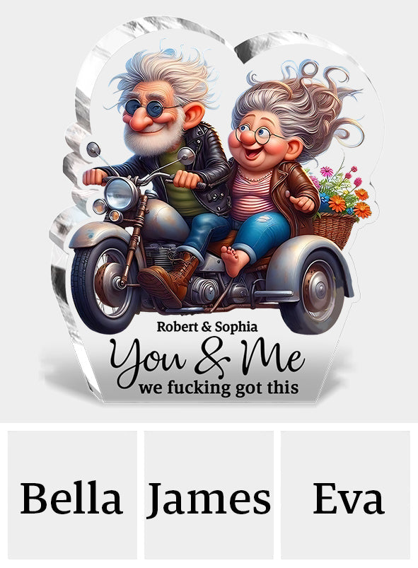 Romantische Liebe – Personalisierte Acrylplakette in Bikerform