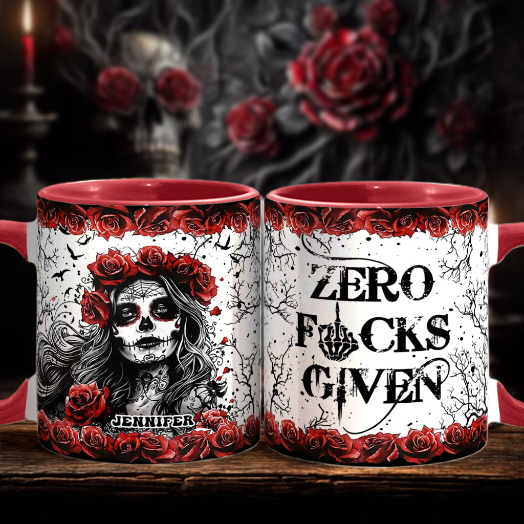 Totenkopf und rote Rosen – Personalisierte Tasse mit Totenkopf-Akzent
