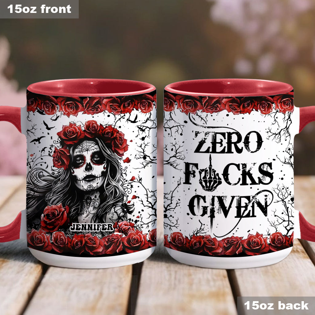 Totenkopf und rote Rosen – Personalisierte Tasse mit Totenkopf-Akzent