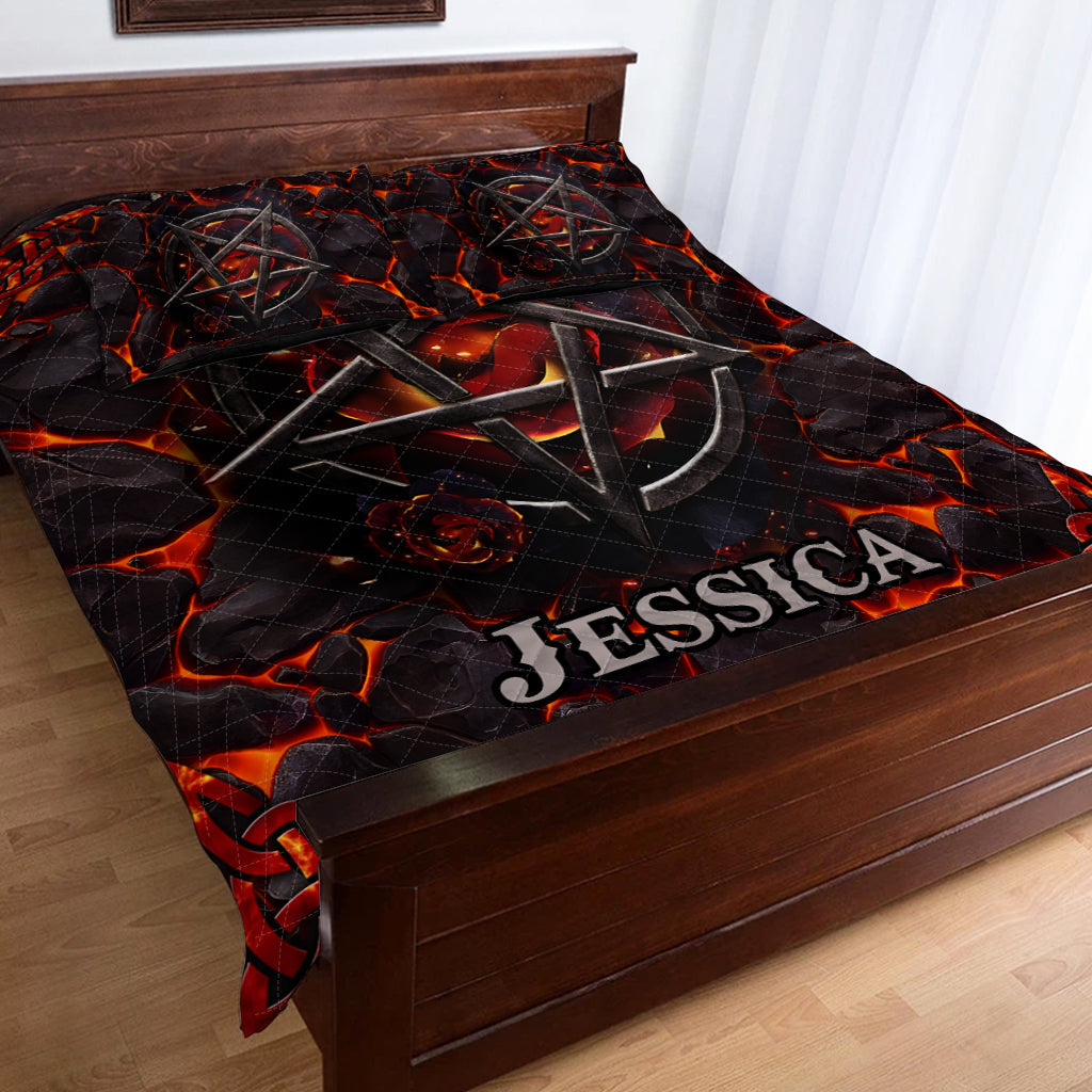 Vulkanisches Pentagramm – Personalisiertes Hexen-Quilt-Set