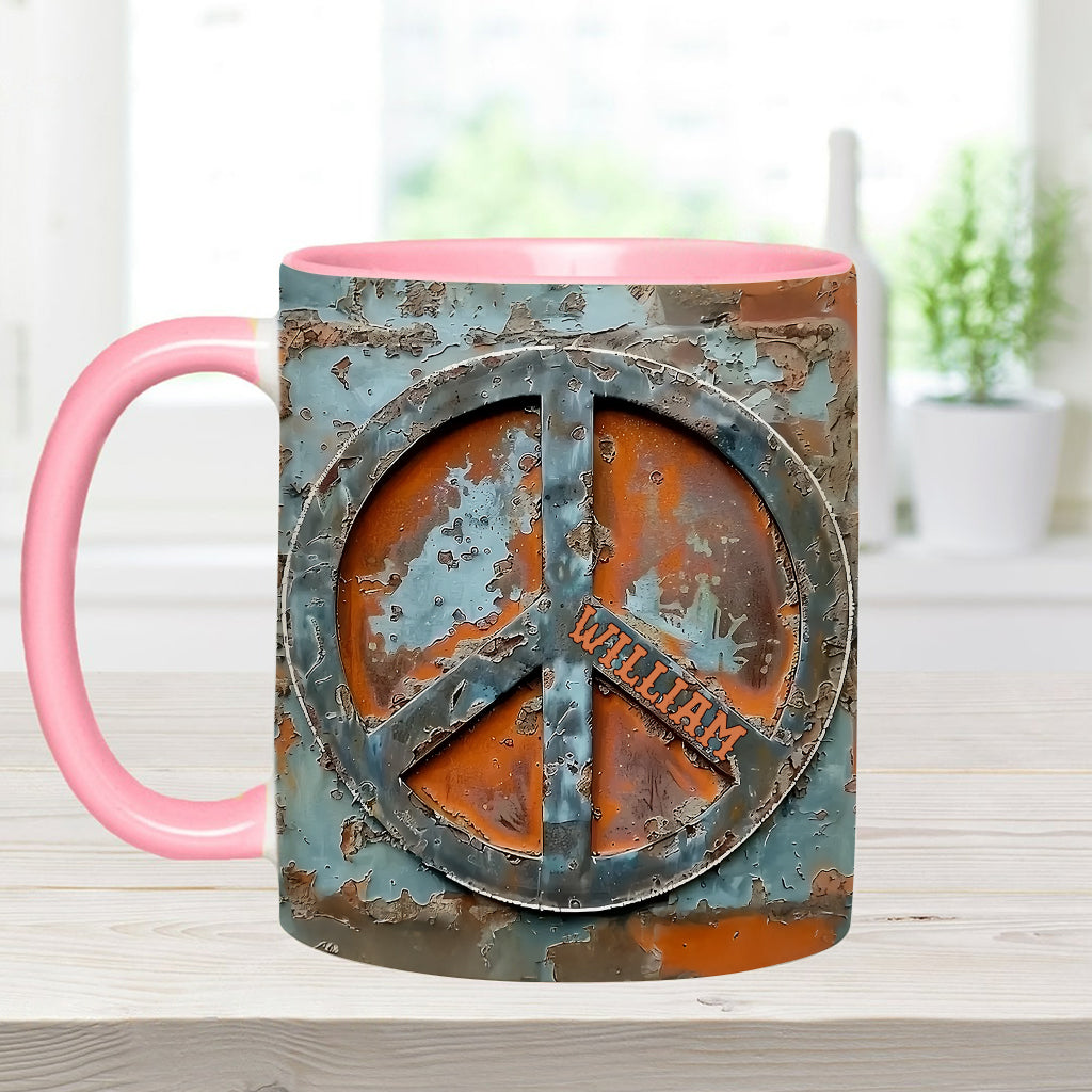 Liebe und Frieden – Personalisierte Tasse mit Hippie-Akzent