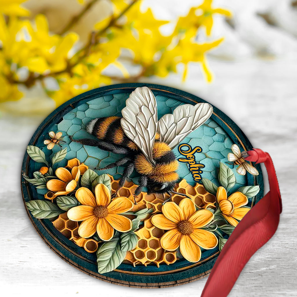 Biene und Honigwabe – Personalisierter Bienenschmuck