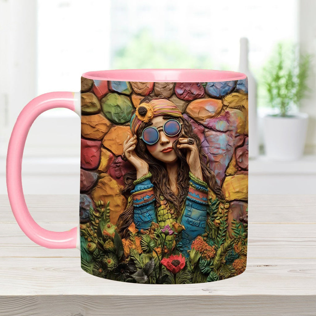 Hippie-Mädchen, Hippie-Seele, Frieden, Liebe – Personalisierte Tasse mit Hippie-Akzent