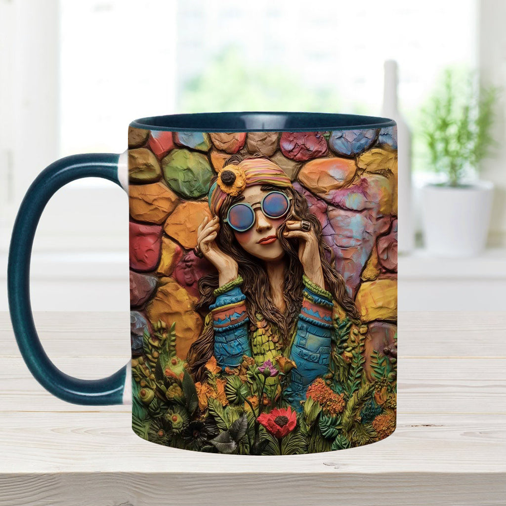 Hippie-Mädchen, Hippie-Seele, Frieden, Liebe – Personalisierte Tasse mit Hippie-Akzent