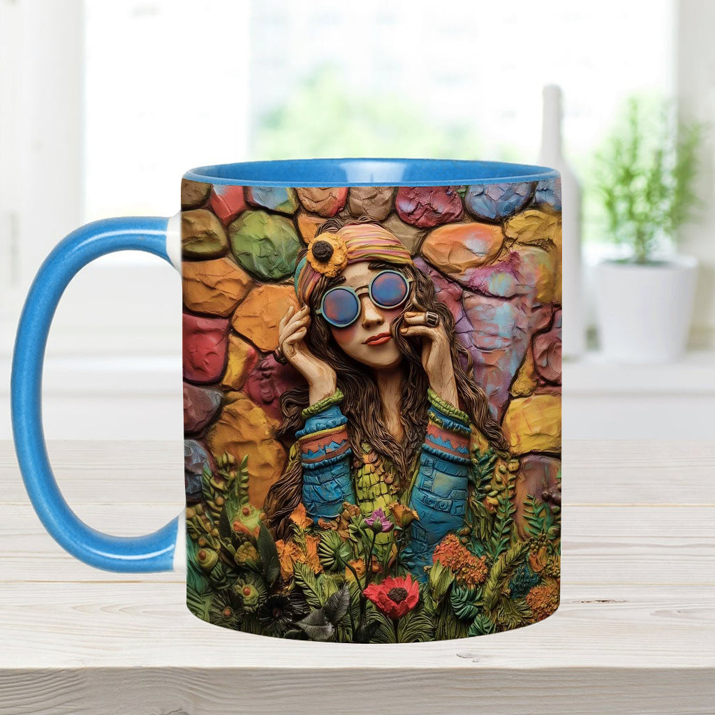 Hippie-Mädchen, Hippie-Seele, Frieden, Liebe – Personalisierte Tasse mit Hippie-Akzent