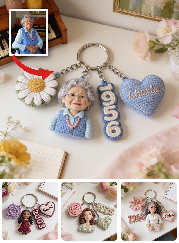 Personalized 70th Birthday Older Latina Woman Keychain Gift for Mom Grandma Wife