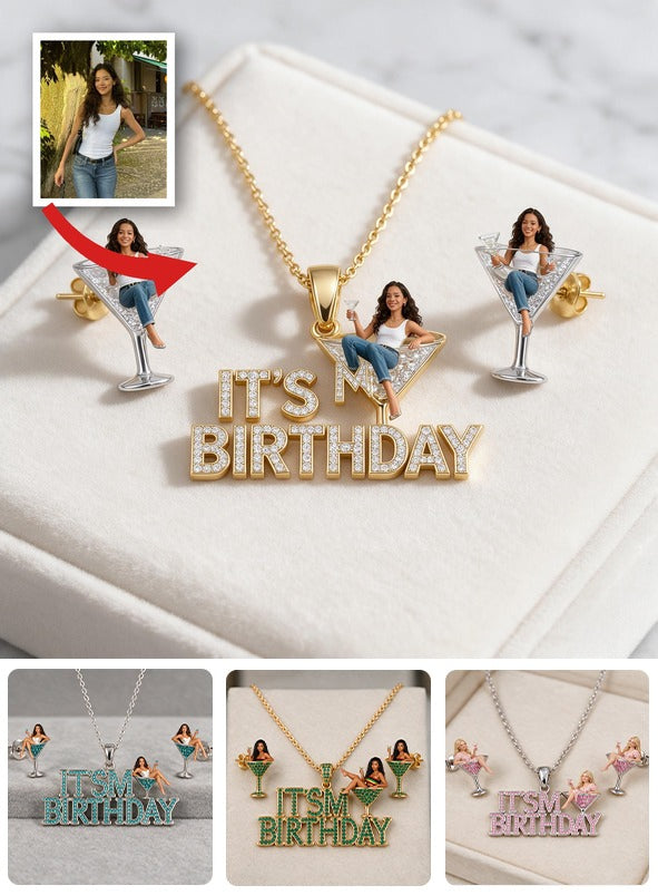 Personalized 21st Birthday Latina Woman Pendant Necklace & Stud Earrings Set