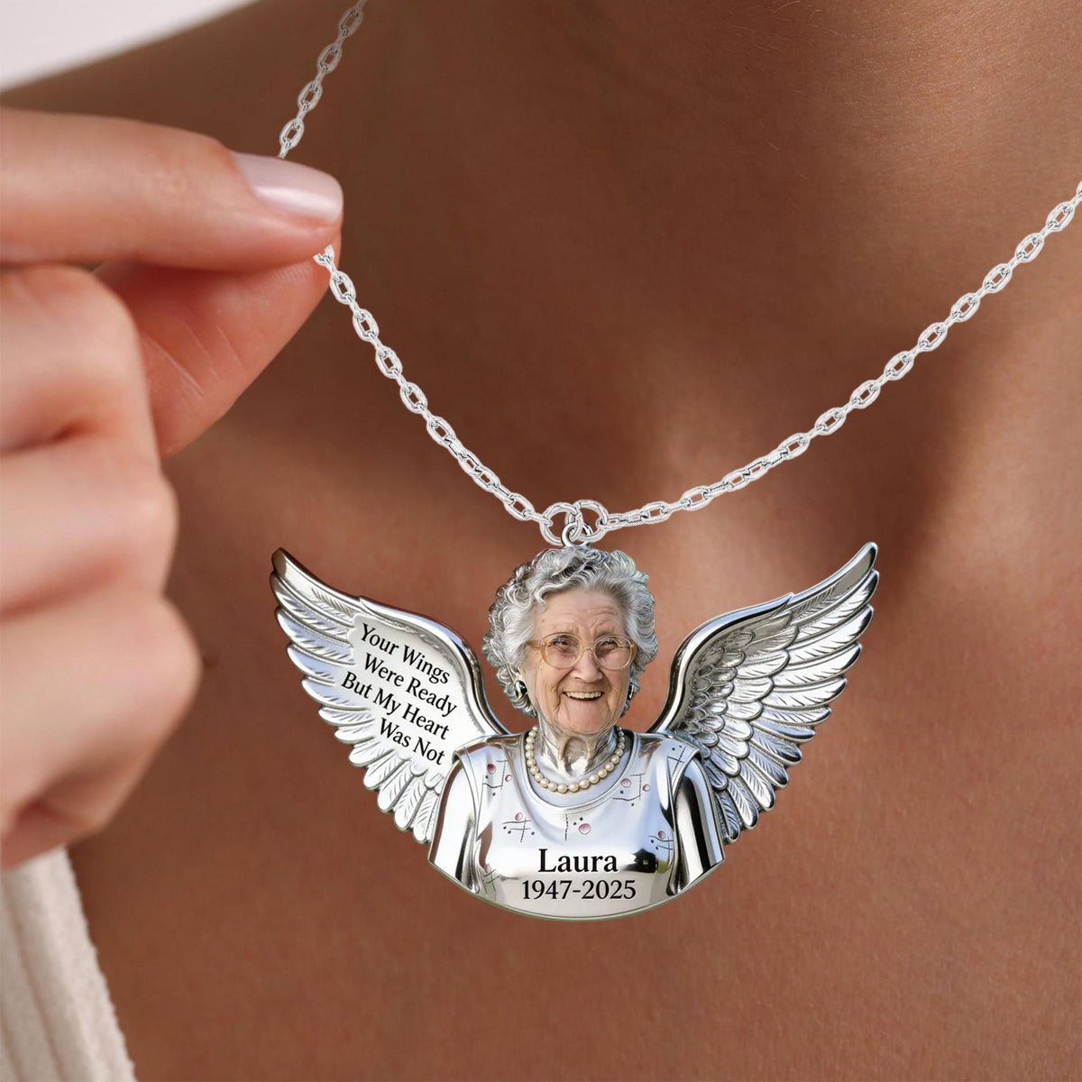 Personalized Memorial Middle-Aged Latino Man Metal Pendant Necklace Gift for Dad Husband