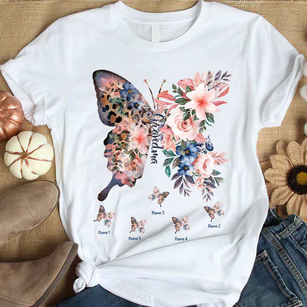 Oma – Geschenk für Oma und Mama – Personalisiertes T-Shirt und Hoodie