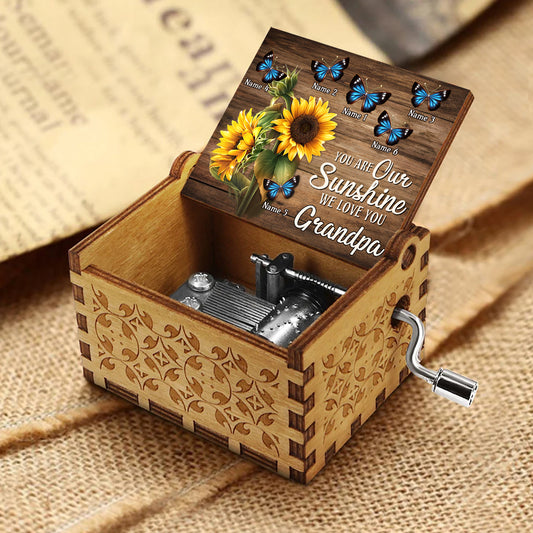 You Are My Sunshine - Gift for grandma, dad, mom, grandpa - Personalized Hand Crank Music Box
