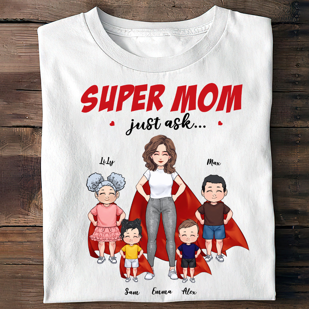 Supermama – Geschenk für Mama und Oma – Personalisiertes T-Shirt und Hoodie