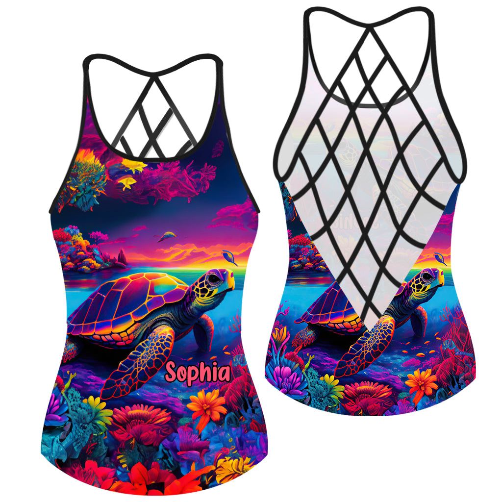 Salty Lil' Beach - Personalisiertes Tanktop mit Schildkrötenkreuz