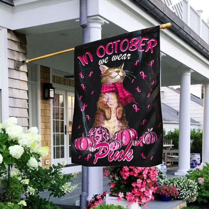 Im Oktober tragen wir die rosa Katze – Hausflagge zur Sensibilisierung für Brustkrebs 0822