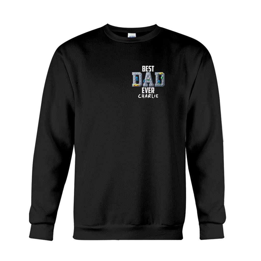 Autostraße auf Papas Rücken – Personalisiertes Vater-T-Shirt und Hoodie