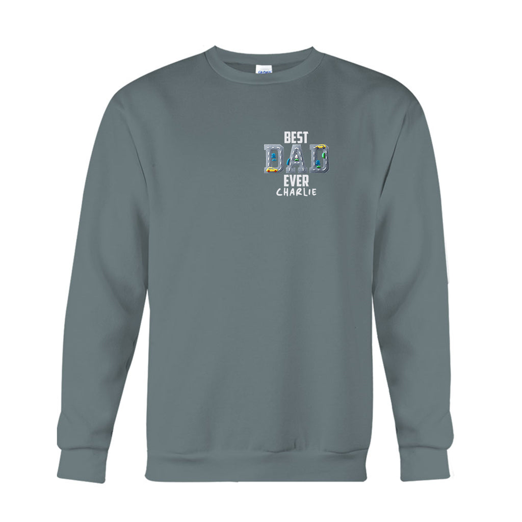 Autostraße auf Papas Rücken – Personalisiertes Vater-T-Shirt und Hoodie
