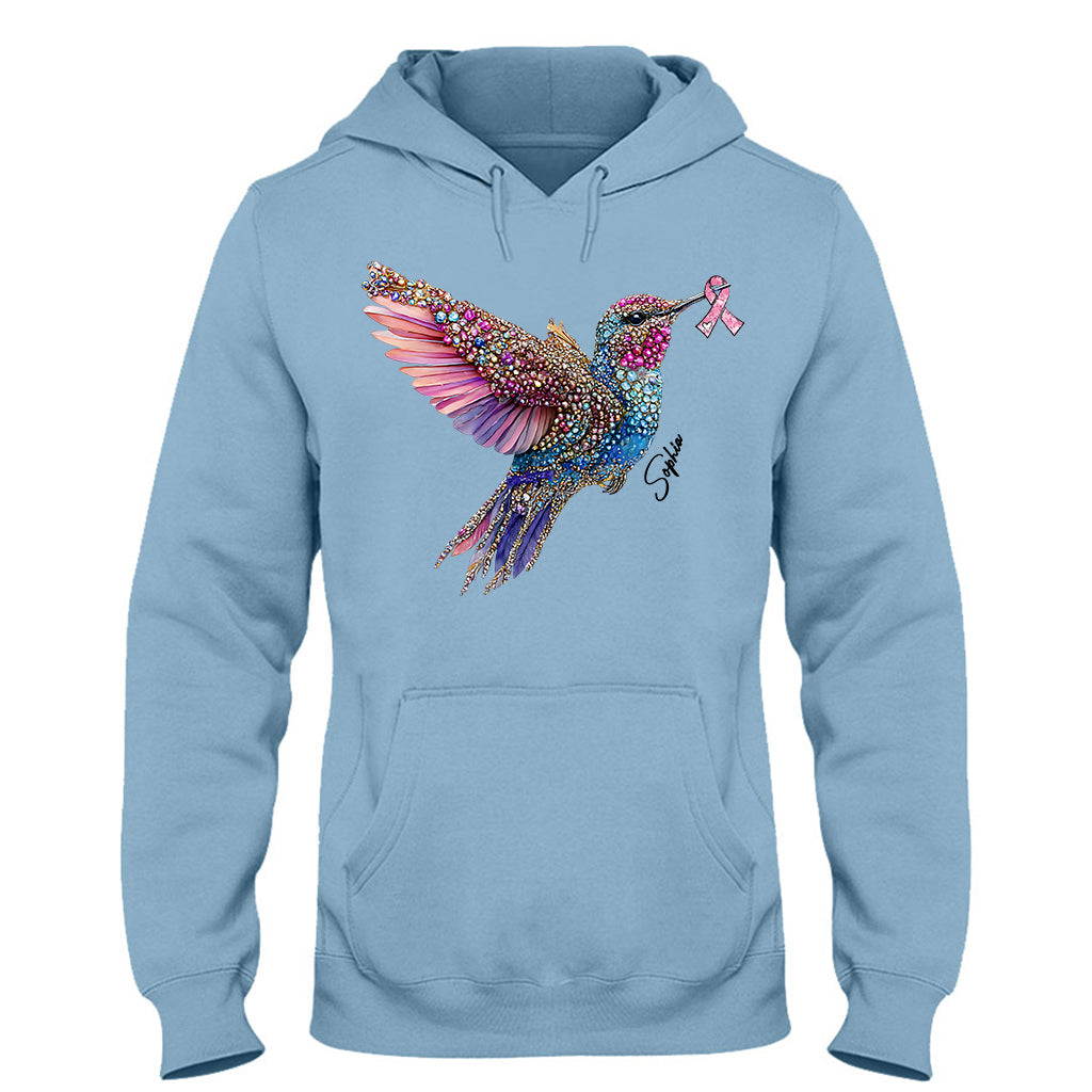 Crystal Hummingbird Pink Ribbon – Personalisiertes T-Shirt und Hoodie zur Sensibilisierung für Brustkrebs