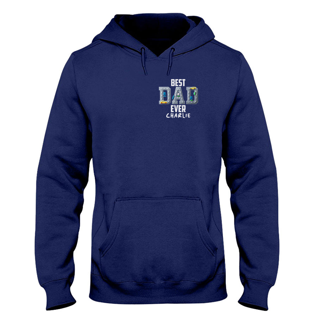 Autostraße auf Papas Rücken – Personalisiertes Vater-T-Shirt und Hoodie