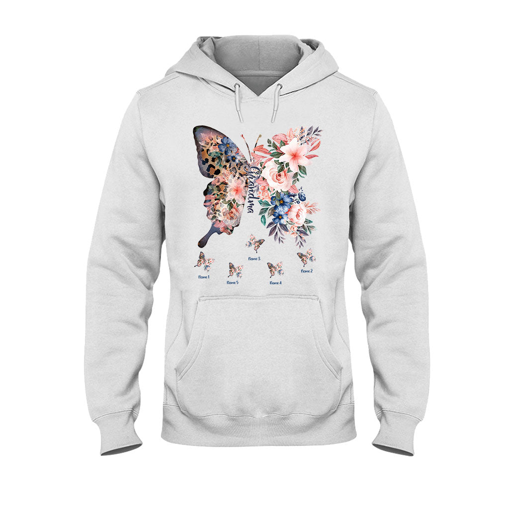 Oma – Geschenk für Oma und Mama – Personalisiertes T-Shirt und Hoodie