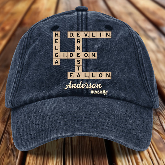 Scrabble-Kreuzworträtsel „Liebe Familie“ – Personalisierte Scrabble-Jeanskappe aus gewaschenem Denim