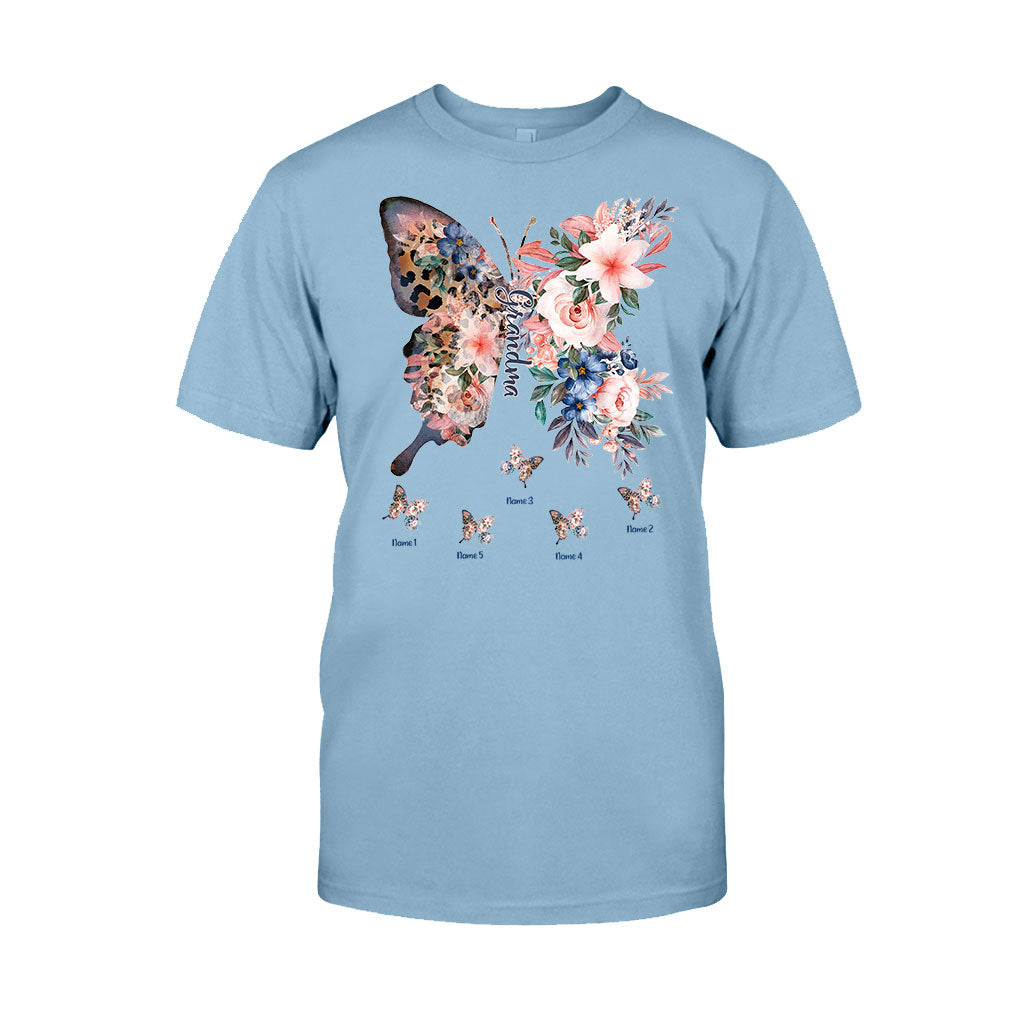 Oma – Geschenk für Oma und Mama – Personalisiertes T-Shirt und Hoodie