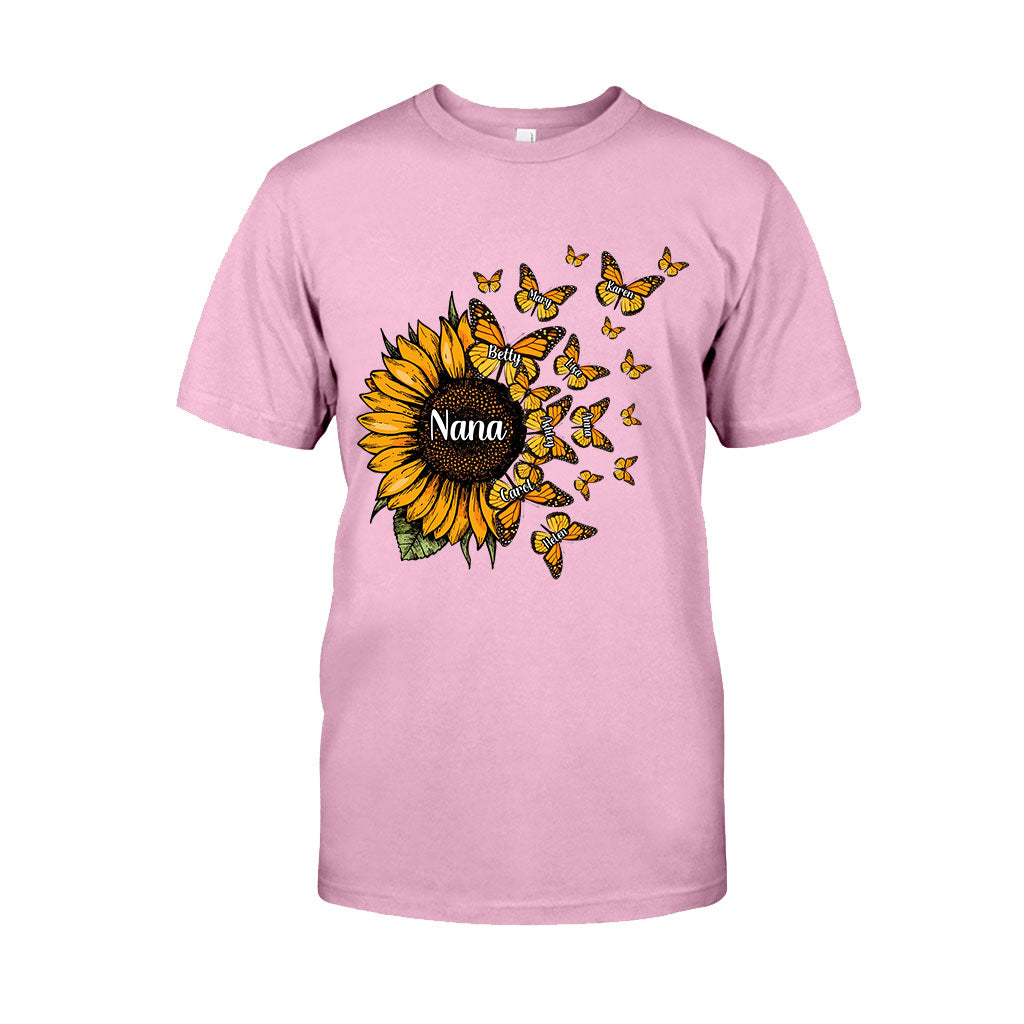 Wunderschöne Sonnenblume – Gesegnet, so genannt zu werden – Geschenk für Oma und Mama – Personalisiertes T-Shirt und Hoodie