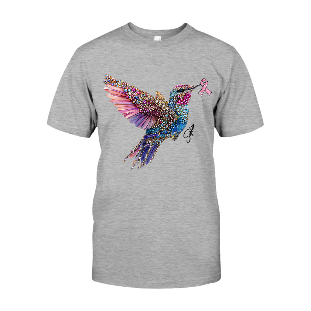 Crystal Hummingbird Pink Ribbon – Personalisiertes T-Shirt und Hoodie zur Sensibilisierung für Brustkrebs
