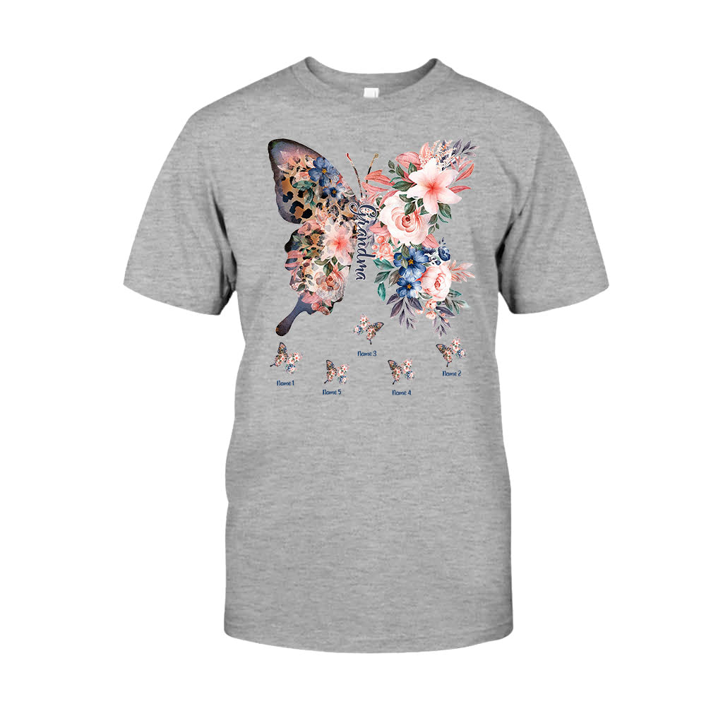 Oma – Geschenk für Oma und Mama – Personalisiertes T-Shirt und Hoodie