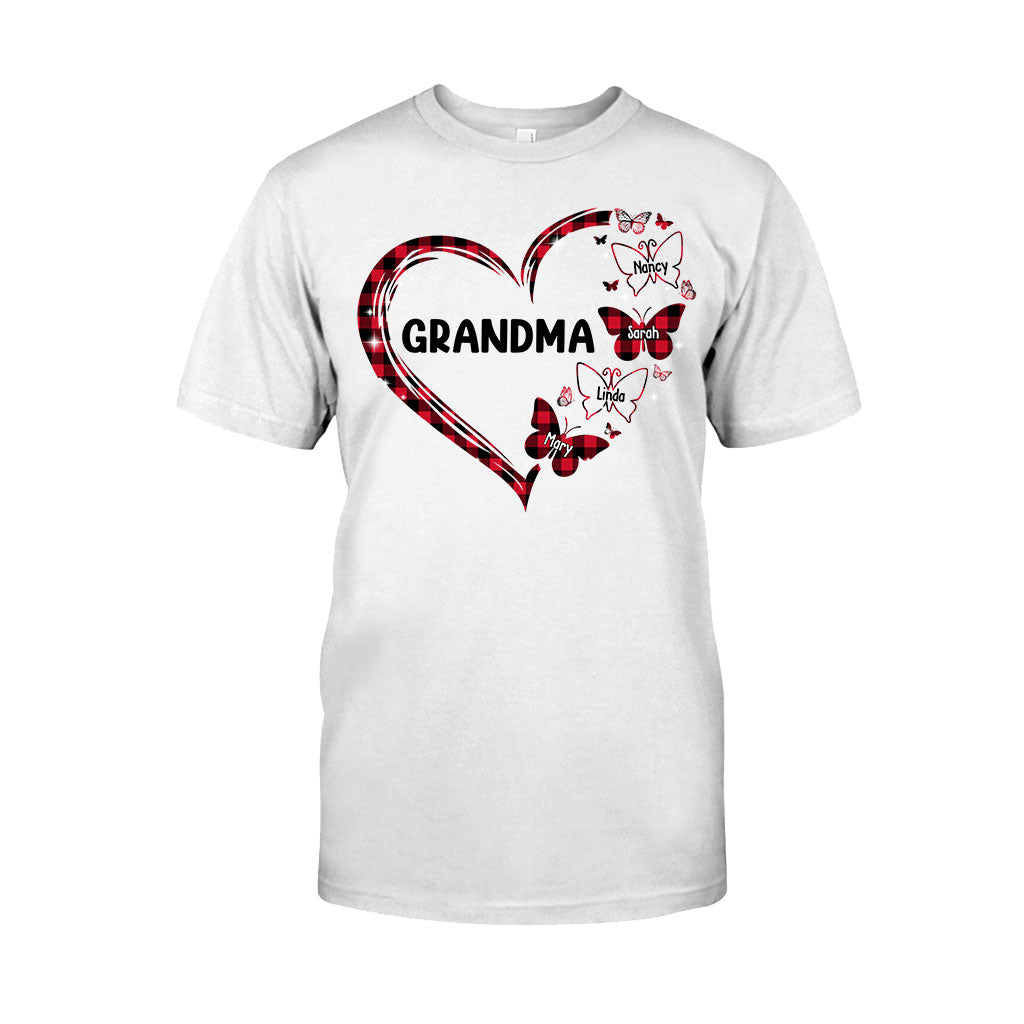 Oma Schmetterling – Geschenk für Oma und Mama – Personalisiertes T-Shirt und Hoodie