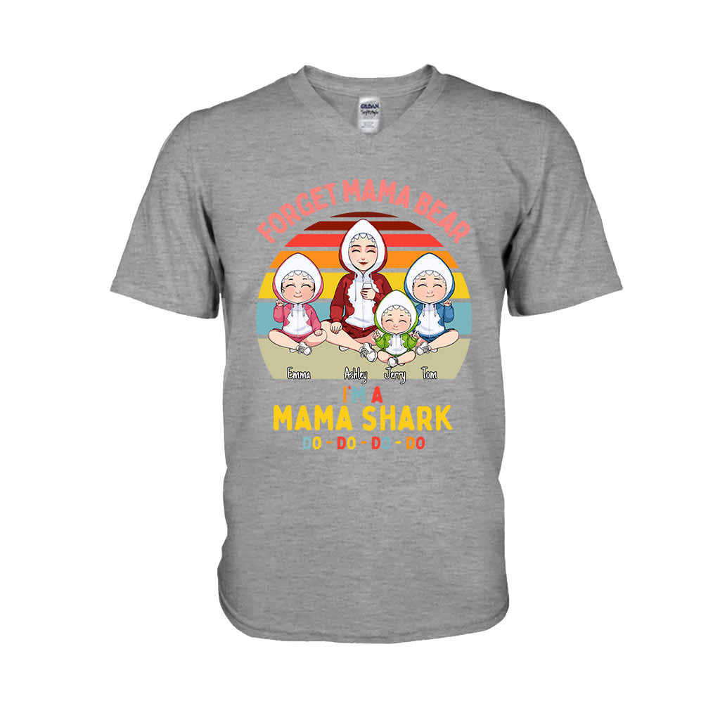 Mama Shark Do Do Do – Geschenk für Mama, Papa, Oma, Opa, Tante, Onkel, Hai-Fans – Personalisiertes T-Shirt und Hoodie