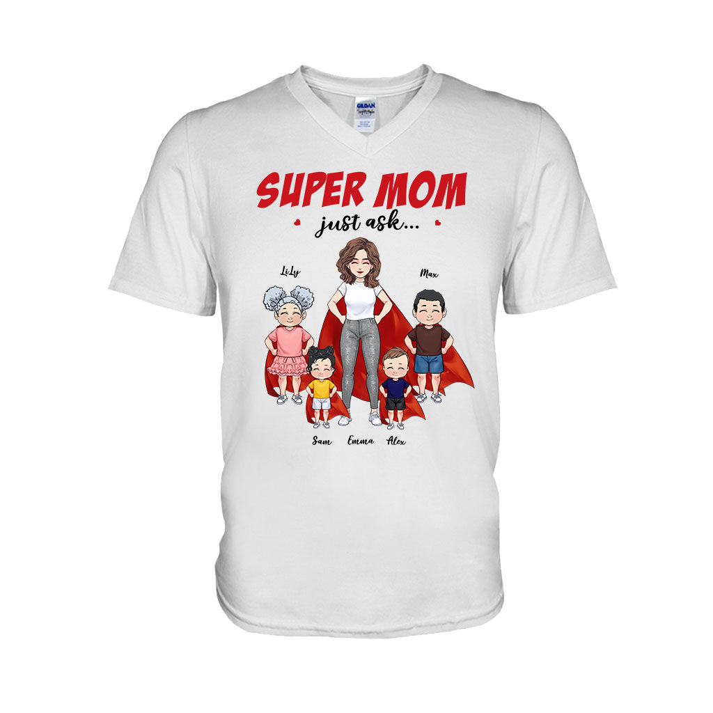 Supermama – Geschenk für Mama und Oma – Personalisiertes T-Shirt und Hoodie