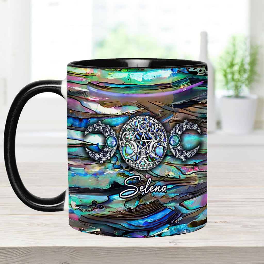 Dreifachmond – Wunderschöne Magie – Personalisierte Tasse mit Hexenmotiv