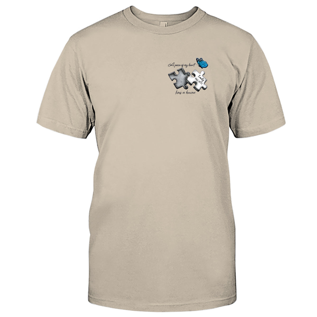 Gedenk-T-Shirt mit Schmetterlings-, Libellen- und Himmelsfedermotiv – personalisierte Gedenkstickerei