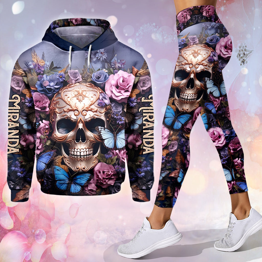 Schönheit der dunklen Totenkopf-Rosen-Schmetterlinge - Personalisierter Totenkopf-Hoodie und Leggings