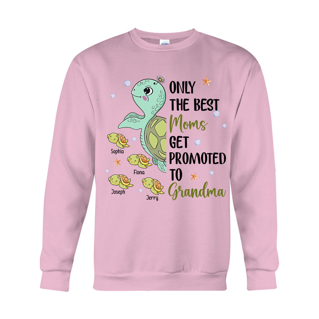 Nur die besten Mütter werden zur Oma befördert – Personalisiertes Oma-T-Shirt und Hoodie