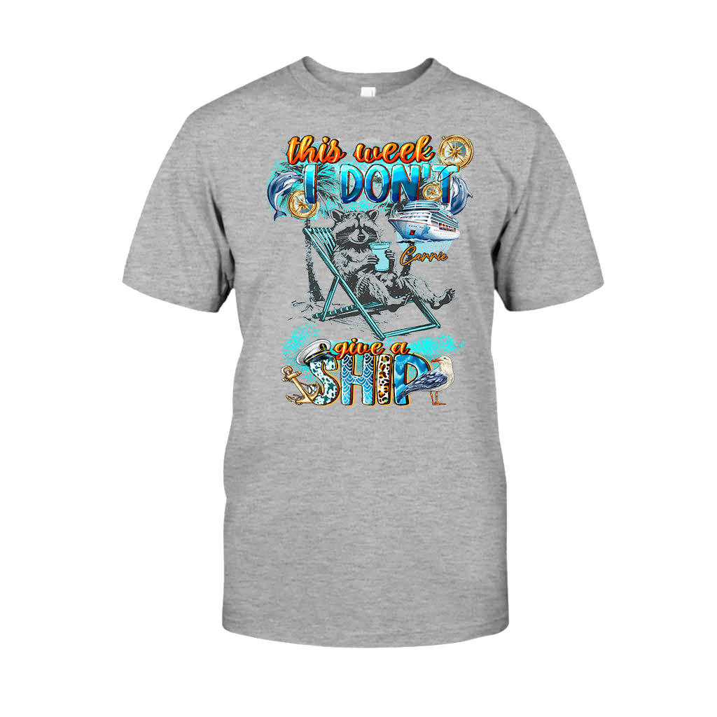Diese Woche ist mir das Schiff egal – Feral Girl Summer – Personalisiertes Kreuzfahrt-T-Shirt und Hoodie