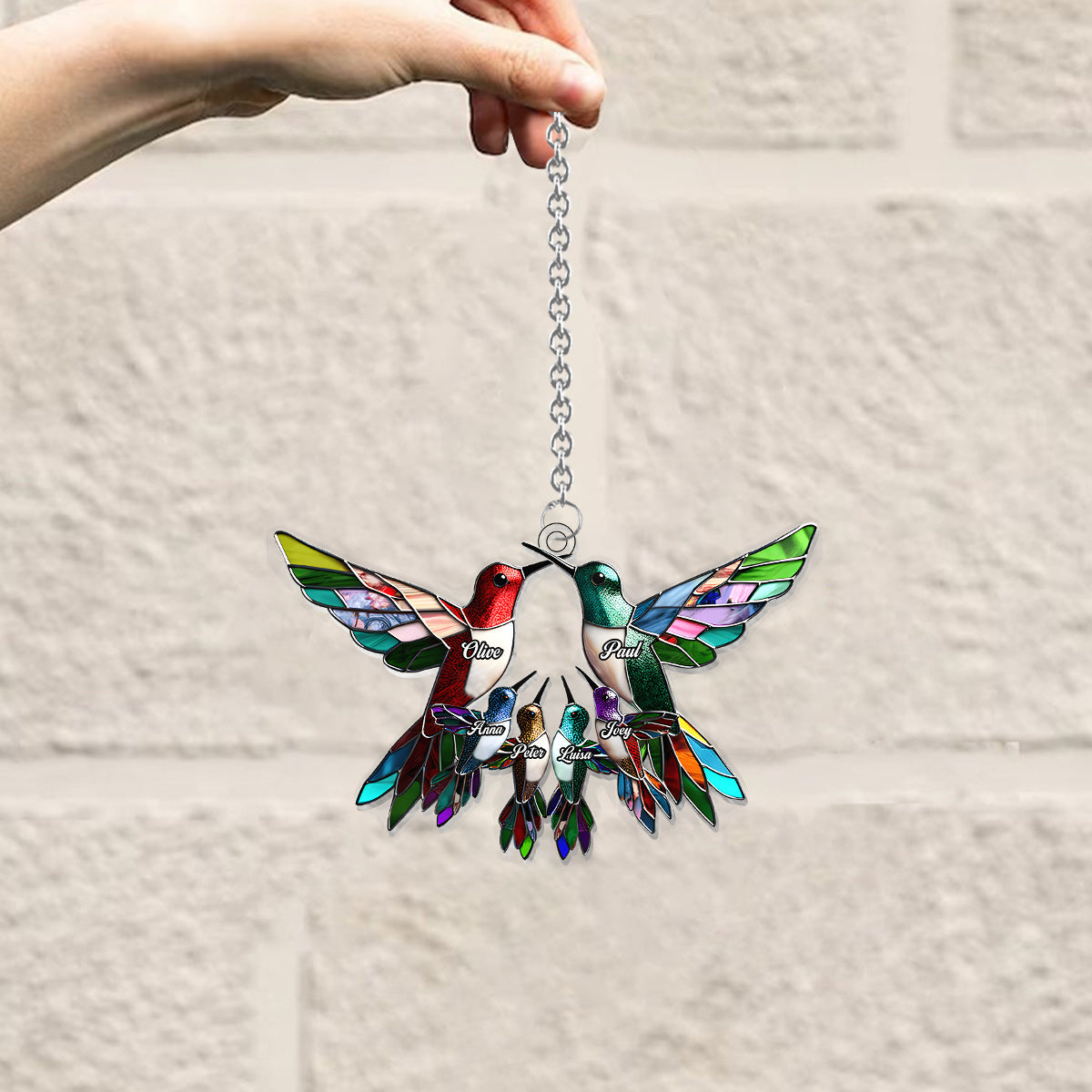 Familienmitglieder und Kolibris – Personalisierter Fensterhänger mit Familienmotiv