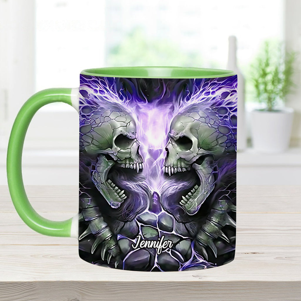 Böser Feuerschädel - Personalisierte Tasse mit Totenkopf-Akzent