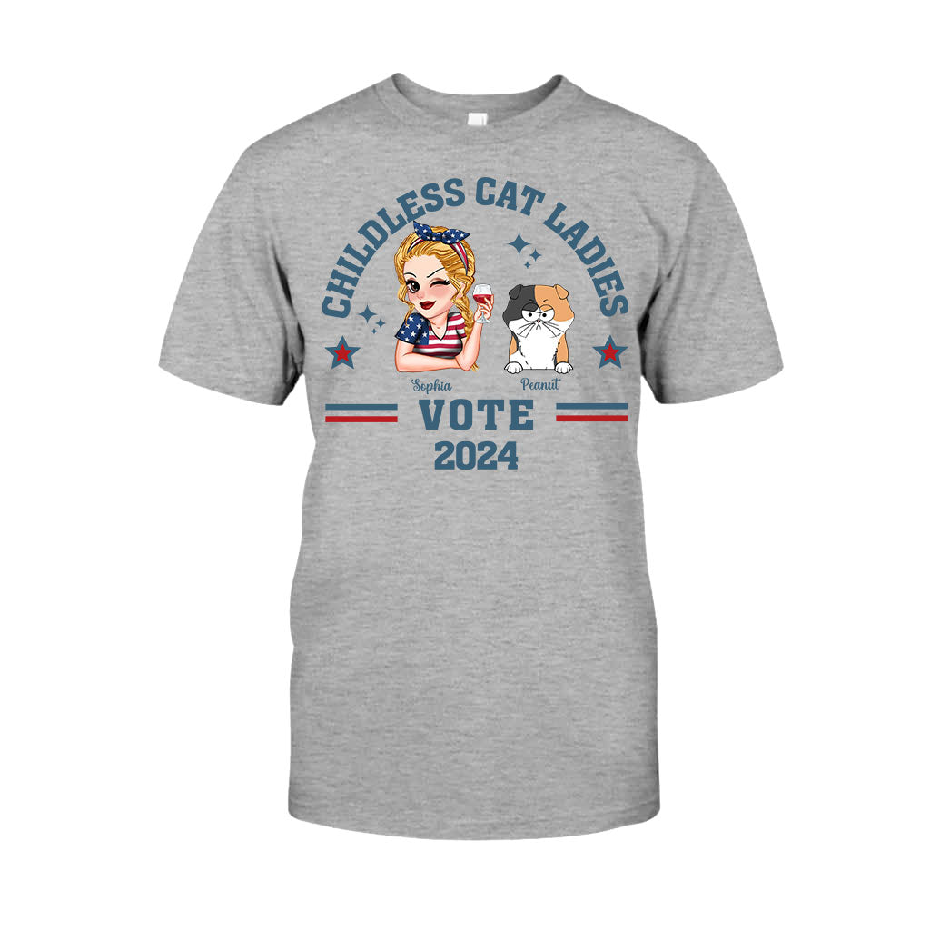 Kinderlose Katzenliebhaberinnen – Personalisiertes Katzen-T-Shirt und Hoodie