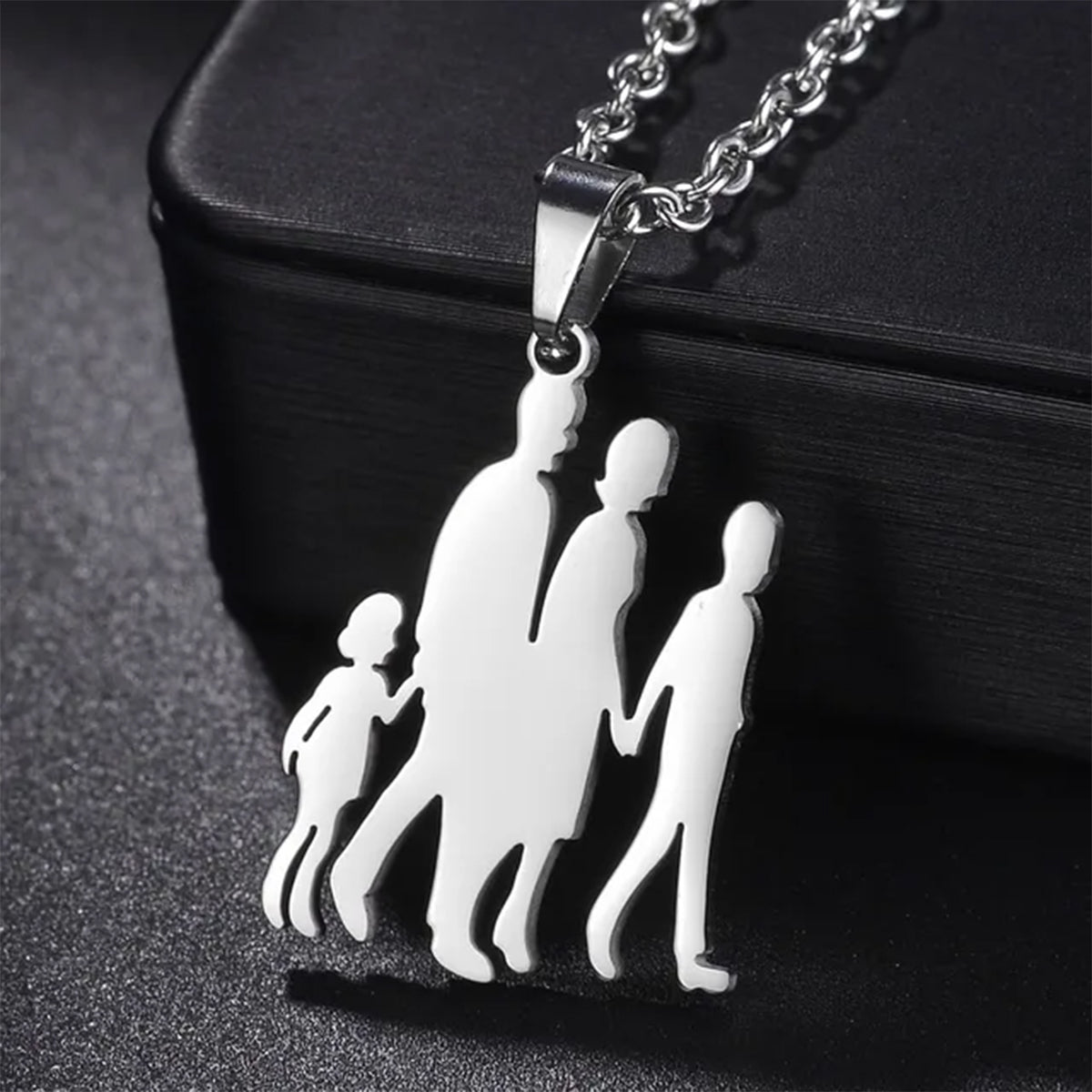 Personalisierte Halskette mit Anhängern für Mütter und Kinder