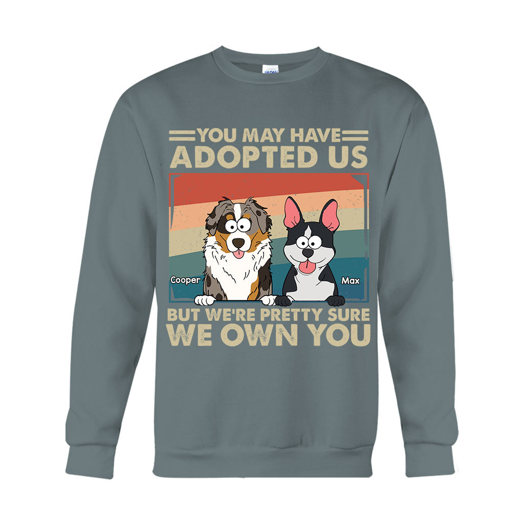 Ich bin mir ziemlich sicher, dass du mir gehörst – Personalisiertes Hunde-T-Shirt und Hoodie