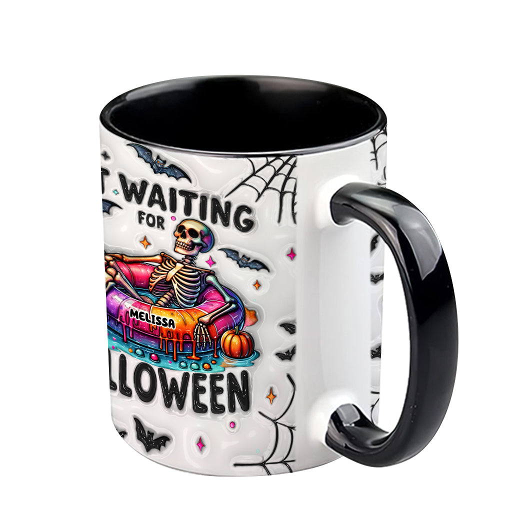 Ich warte nur noch auf Halloween – personalisierte Tasse mit Totenkopf-Akzent