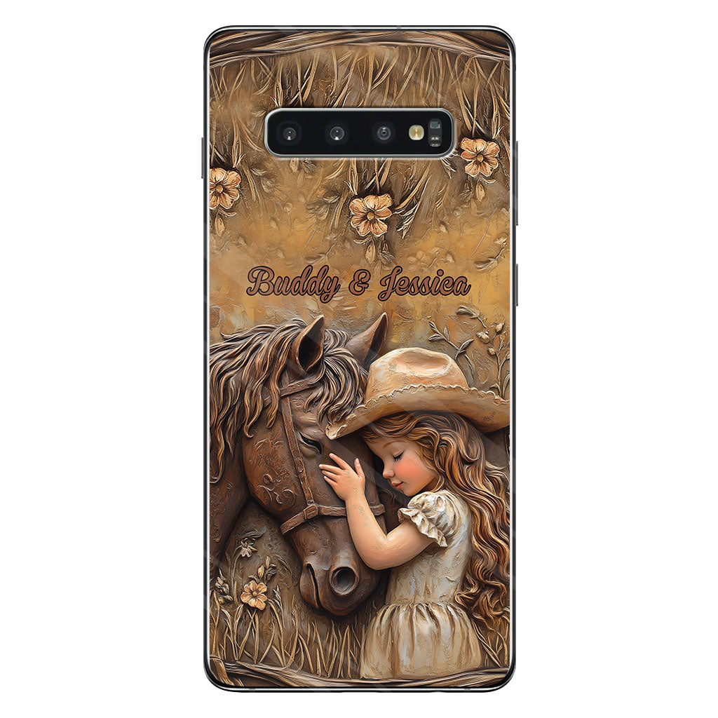 Einfach ein Mädchen, das Pferde liebt – Personalisierte transparente Handyhülle mit Pferdemotiv