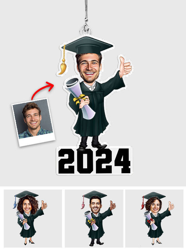 Lustige Abschlusskarikatur – Personalisierter Autoanhänger in individueller Abschlussform