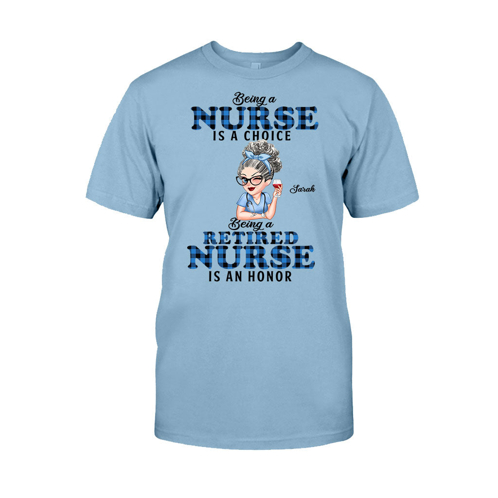 Als pensionierte Krankenschwester eine Ehre zu sein – personalisiertes T-Shirt und Hoodie für Krankenschwestern