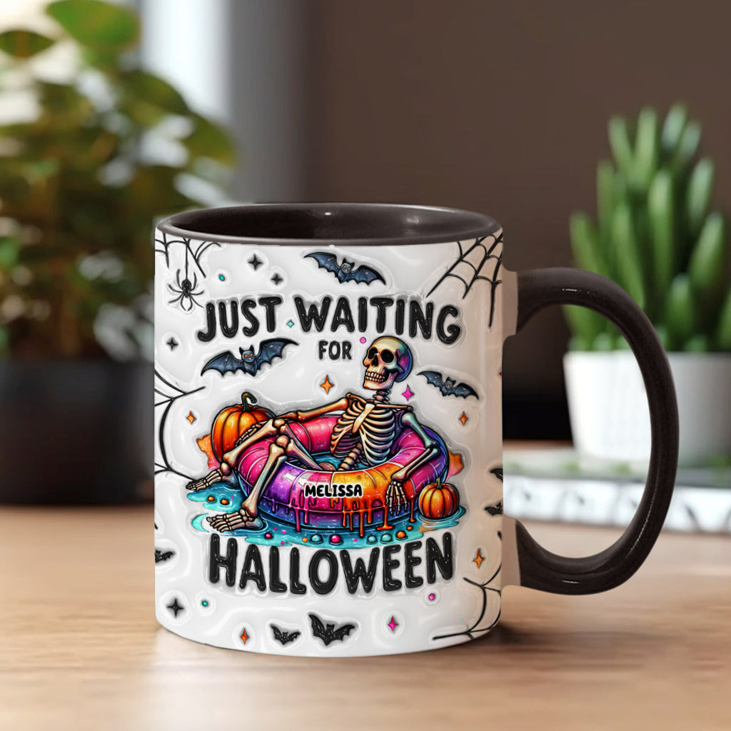 Ich warte nur noch auf Halloween – personalisierte Tasse mit Totenkopf-Akzent