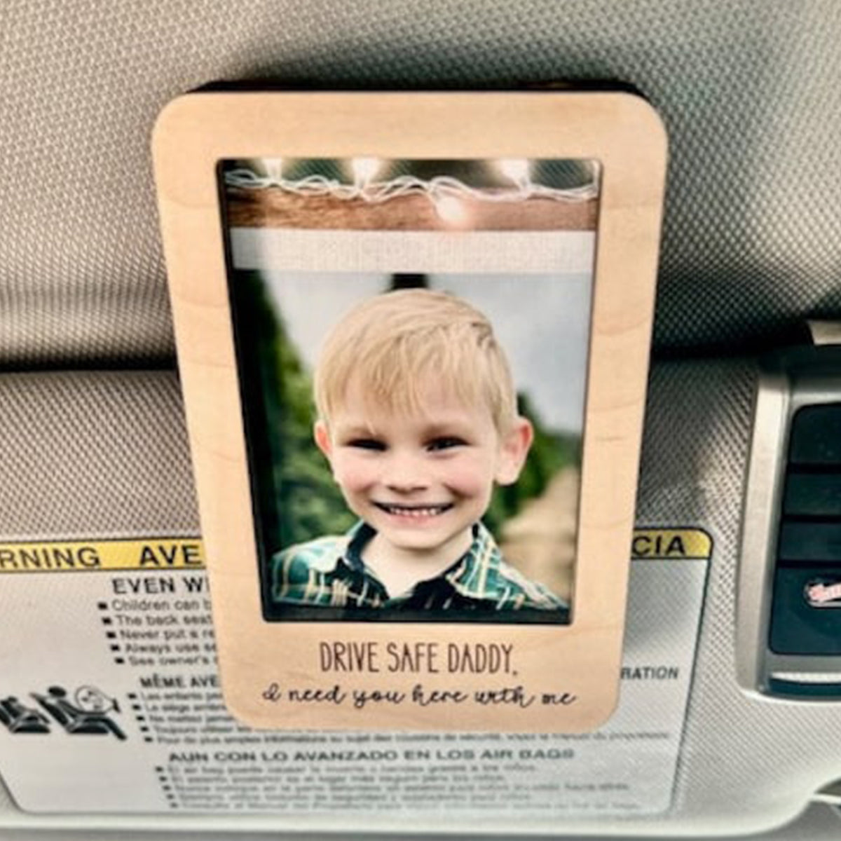 Fahr vorsichtig, Papa! Personalisierter Auto-Sonnenblendenclip mit Foto – Individuelle Gestaltung für Väter