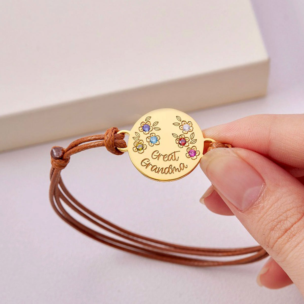 Rundes Anhängerarmband mit Geburtssteinen – Personalisiertes rundes Mutter-Anhängerarmband