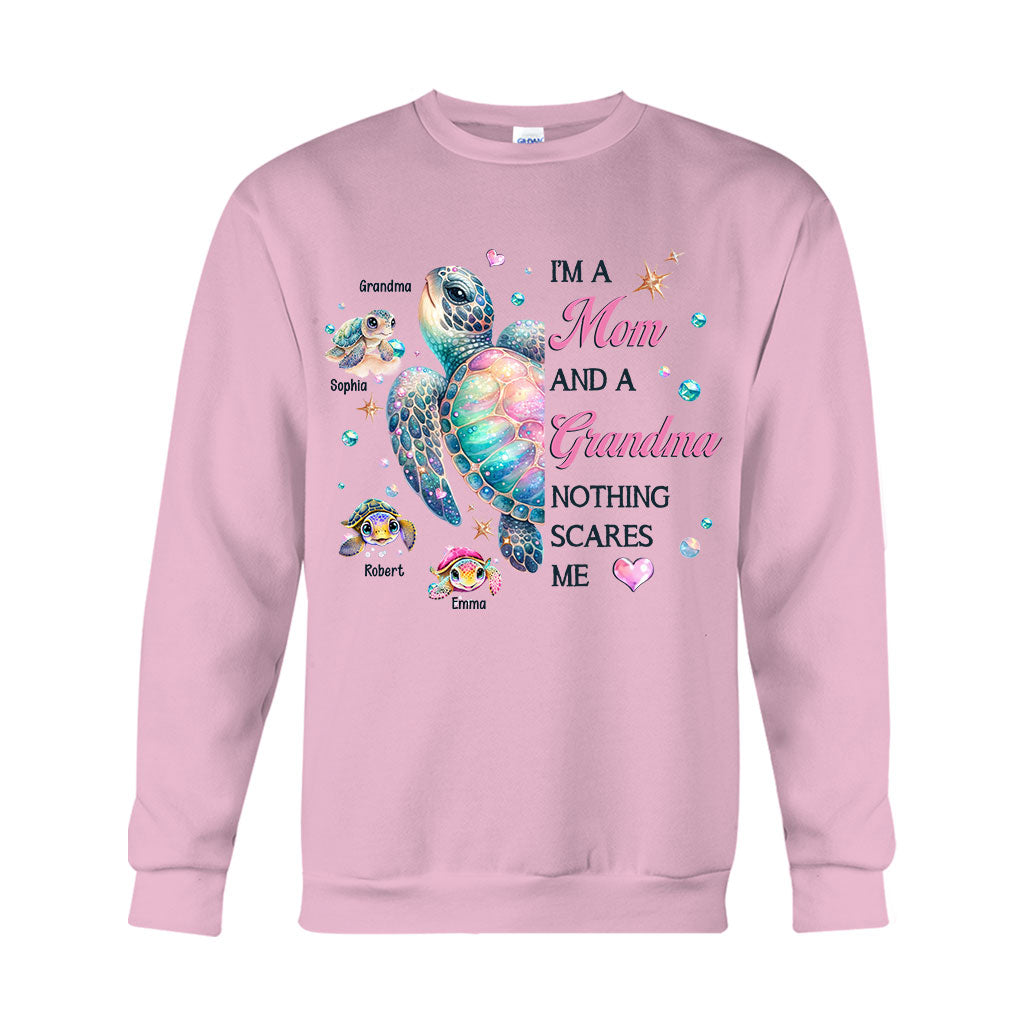 Nichts kann mir Angst machen – Oma Schildkröte – Personalisiertes Oma-T-Shirt und Hoodie